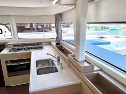 Lagoon 43 in Salerno thumbnail 14