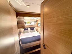 Lagoon 43 in Salerno thumbnail 26