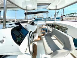 Lagoon 43 in Salerno thumbnail 6