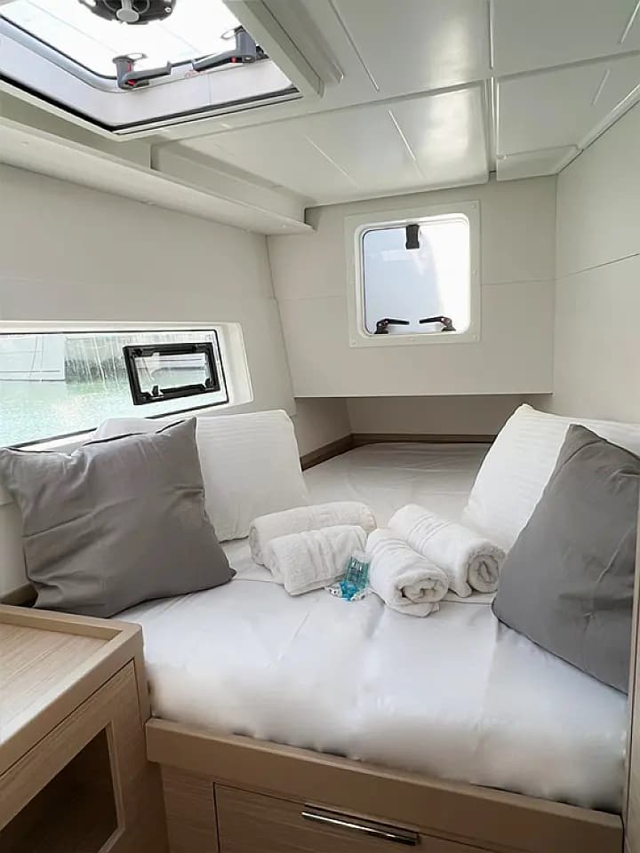 Lagoon 40 in Piraeus / Marina Zeas - Photo 5