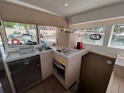 Lagoon 40 in Piraeus / Marina Zeas thumbnail 5