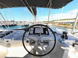 Lagoon 450 in Sukošan / D-Marin Dalmacija Marina thumbnail 13