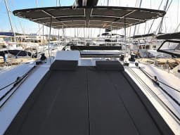 Lagoon 450 in Sukošan / D-Marin Dalmacija Marina thumbnail 16