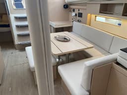 Oceanis 40.1 in Sardinia / Portisco / Cala dei Sardi thumbnail 22