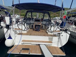 Oceanis 40.1 in Sardinia / Portisco / Cala dei Sardi thumbnail 27