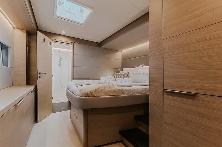 Lagoon 55 in Kaštel Gomilica / Marina Kaštela - Photo 4