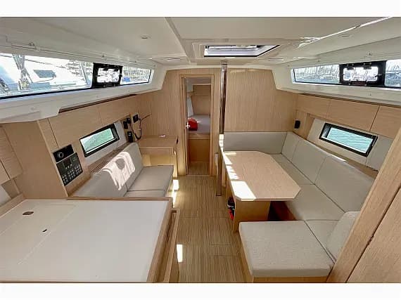 Bavaria 38 Cruiser in Mallorca / Palma de Mallorca / Marina Naviera Balear - Photo 3