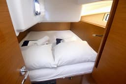 Sun Odyssey 440 in Dubrovnik / ACI Marina Dubrovnik thumbnail 10