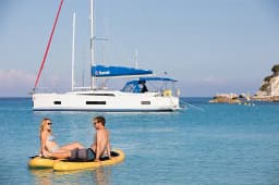 Oceanis 46.1 in Piraeus / Marina Zeas thumbnail 7