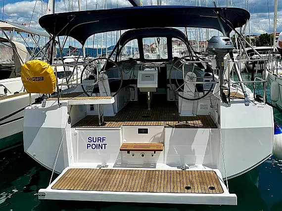 Bavaria C38 in Trogir / ACI Marina Trogir - Photo 1