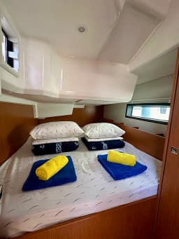 Bavaria C38 in Trogir / ACI Marina Trogir thumbnail 12