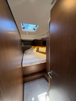Oceanis 46.1 in Lavrion Main Port thumbnail 12