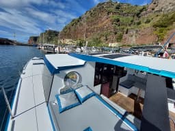 Luna 47 Power in Madeira / Funchal / Marina do Funchal thumbnail 12