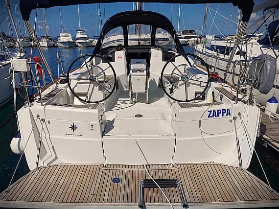 Sun Odyssey 389 in Drage / Marina Drage - Photo 1