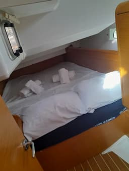 Sun Odyssey 439 in Salerno / Marina d'Arechi thumbnail 8