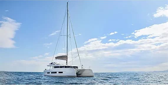 Dufour Catamaran 48 in Sicily / Furnari / Marina Portorosa - Photo 1