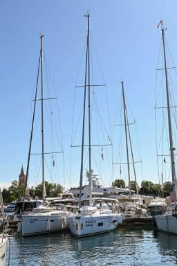 Bavaria C46 in Zadar / Marina Zadar thumbnail 124