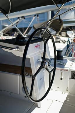 Bavaria C46 in Zadar / Marina Zadar thumbnail 24