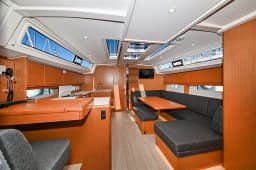 Bavaria C46 in Zadar / Marina Zadar thumbnail 4