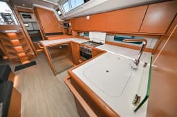 Bavaria C46 in Zadar / Marina Zadar thumbnail 70