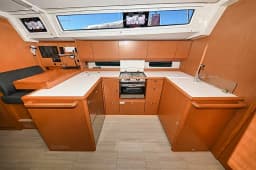 Bavaria C46 in Zadar / Marina Zadar thumbnail 72