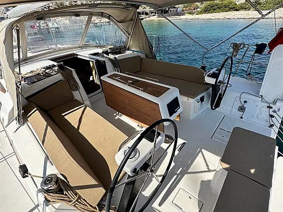 Dufour 390 Grand Large in Marmaris / Netsel Marmaris Marina - Photo 3