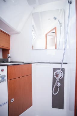 Bavaria Cruiser 46 in Trogir / ACI Marina Trogir thumbnail 9