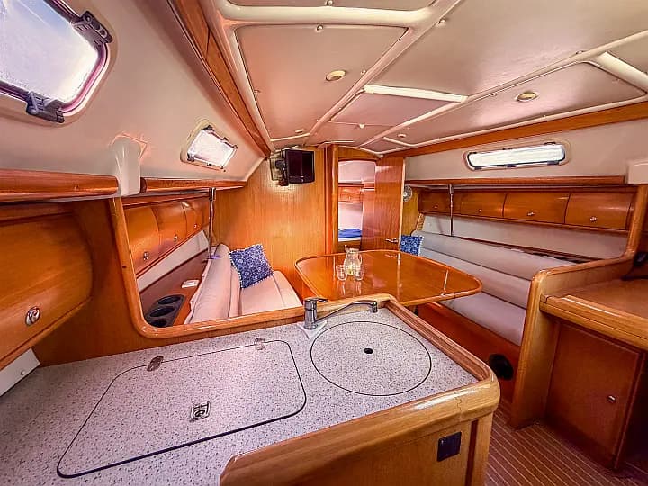 Bavaria Cruiser 32 in Lefkada / Vliho Yacht Club - Photo 5