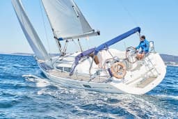 Sun Odyssey 39i in Vigo / Real Club Nautico de Vigo thumbnail 10