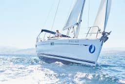 Sun Odyssey 39i in Vigo / Real Club Nautico de Vigo thumbnail 11