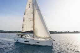 Oceanis 51.1 in Athens / Alimos Marina thumbnail 6