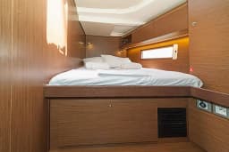 Oceanis 51.1 in Athens / Alimos Marina thumbnail 8