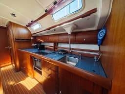 Bavaria 44 in Preveza Marina thumbnail 9