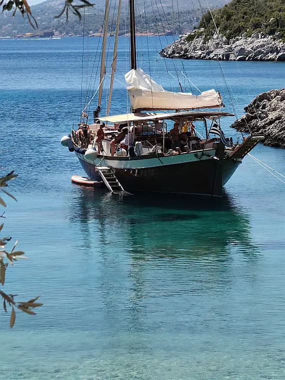 Gulet in Skopelos / Port of Skopelos - Photo 1