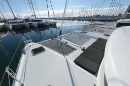 Lagoon 42 in Sukošan / D-Marin Dalmacija Marina thumbnail 17