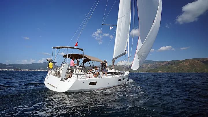 Jeanneau 54 in Marmaris / Albatros Marina - Photo 4