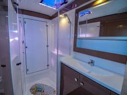 Lucia 40 in Marmaris Yacht Marina thumbnail 46