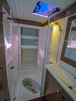 Lucia 40 in Marmaris Yacht Marina thumbnail 47