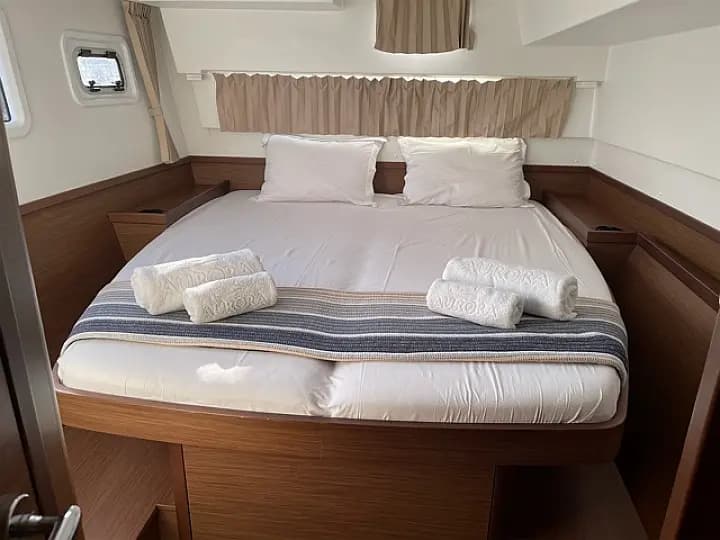 Lagoon 42 in Athens / Alimos Marina - Photo 4