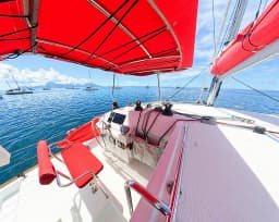 Lagoon 400 S2 in Papeete, Tahiti / Papeete thumbnail 5