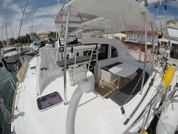 Lagoon 380 in Šibenik / D-Marin Marina Mandalina thumbnail 28