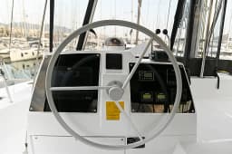 Bali 4.6 in Athens / Alimos Marina thumbnail 30