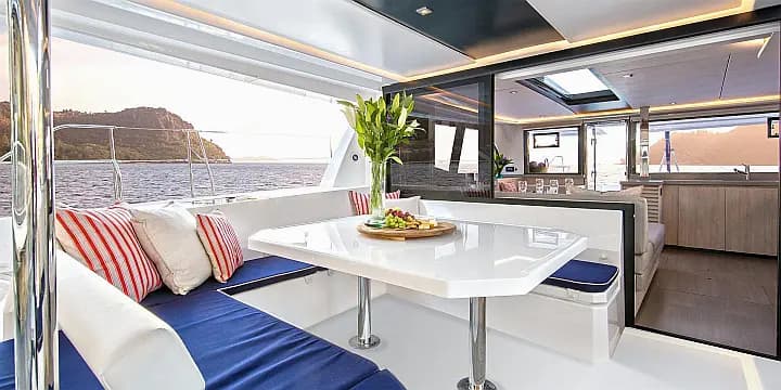 Leopard 45 in Sicily / Furnari / Marina Portorosa - Photo 4