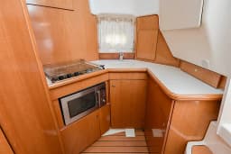 Prestige 32 in Sitges - Barcelona / Port d'Aiguadolç thumbnail 13