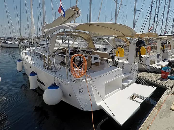 Dufour 390 Grand Large in Šibenik / D-Marin Marina Mandalina - Photo 5