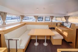 Lagoon 400 S2 in Sicily / Furnari / Marina Portorosa thumbnail 12