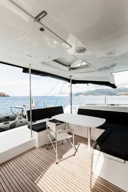 Lagoon 450 Fly in Sardinia / Golfo Aranci / Mare Fun Charter & Marina thumbnail 12