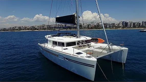 Lagoon 450 Fly in Athens / Alimos Marina - Photo 1