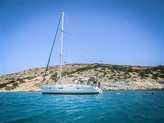 Oceanis 440 in Volos / Port of Volos - Photo 1