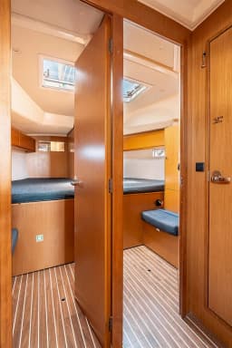 Bavaria 46 Cruiser in Rhodes New Marina thumbnail 19